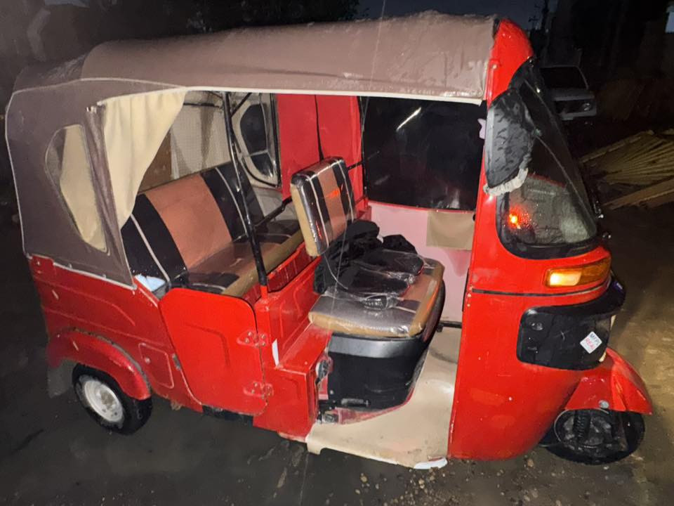 تكتك22 للبيع رقم انكليزي وسنويه اصولي طالبه تجفيت شوف الفيديو والصور قبل لا تخابر حي الرساله🏠 السعر 8500 ***********
