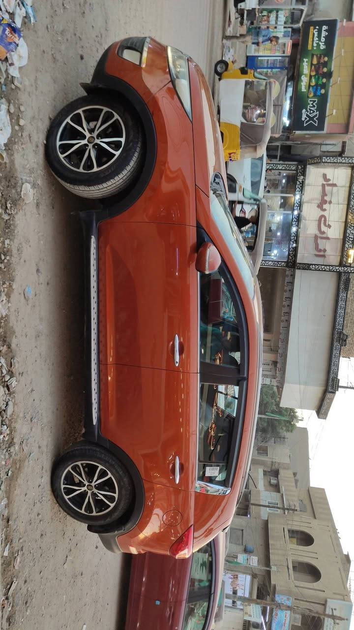 السلام عليكم سبورتج 2013 خليجي
محرك 2400 كير ممفتوحات مكفولات 
اشاير بالمري شفط
ماشيه 143
السعر 152
رقم بغداد بسمي سنويه 27
***********
