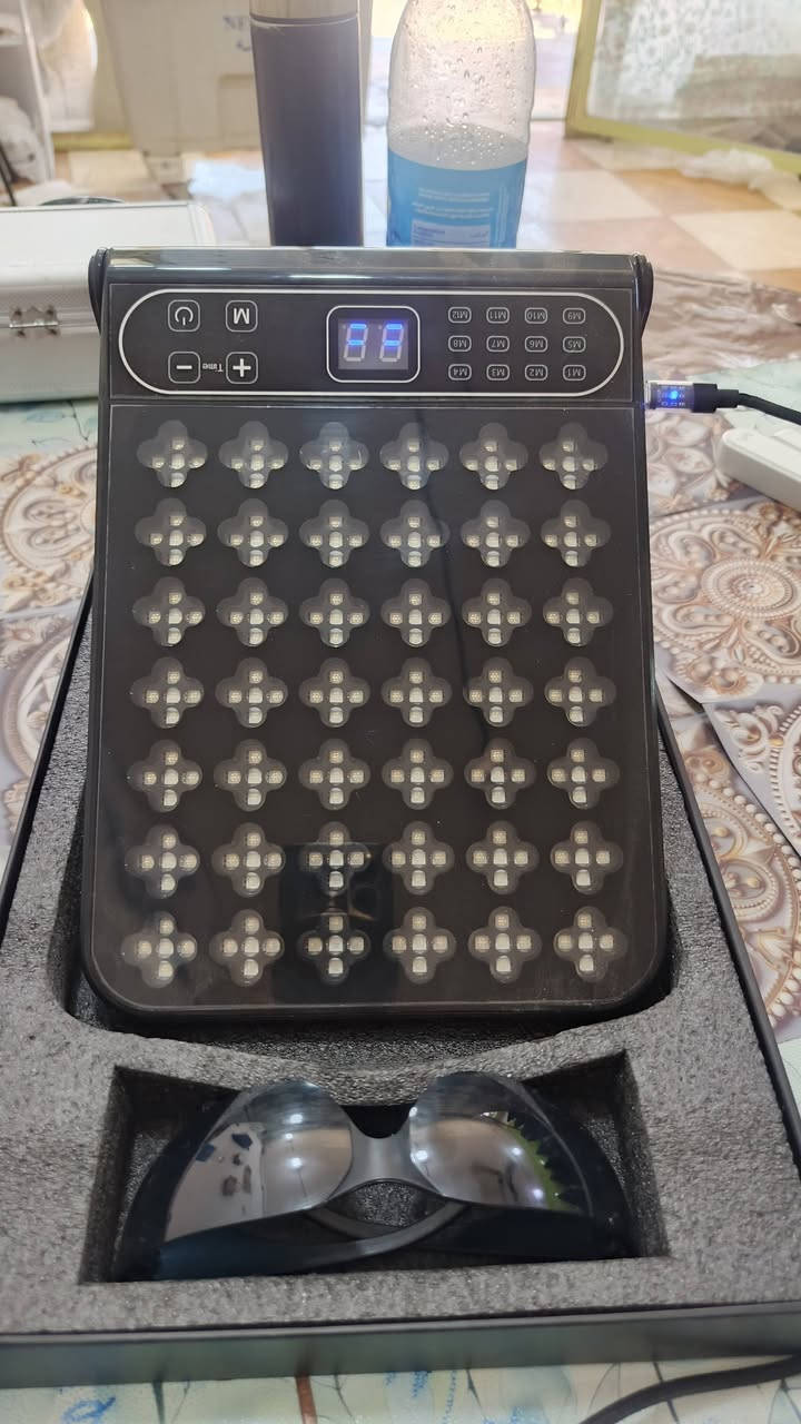 جهاز ليزر للوجه مع النظارة مالته الخاصه فول شغال عل الفحص اعلى سعر ابيع


**إذا كنت صاحب هذا الإعلان وتريد حذفه لأي سبب، رجاءا أرسل رسالة إلى الدعم الفني**