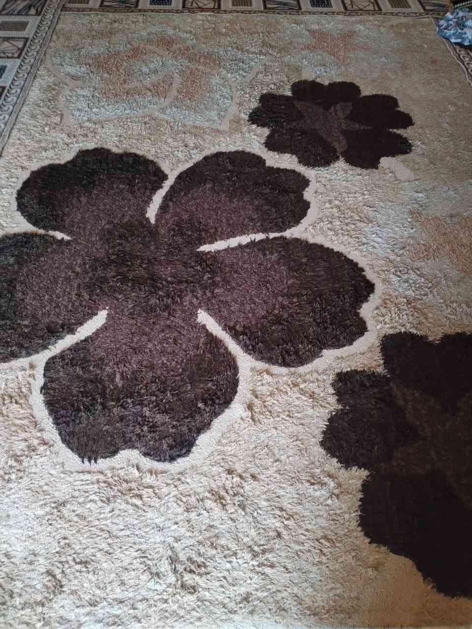 السلام عليكم ورحمة الله وبركاته غراض بيت للبيع مكلف بالنشر تفاصيل اكثر*********** اتصال او وات ساب
