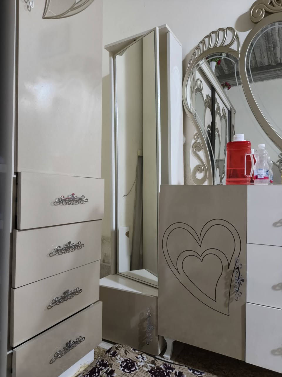 غرفة نوم تركي 7قطع نظيف بدون اضرار سعر 550 قفل عنوان شركة طارق


**إذا كنت صاحب هذا الإعلان وتريد حذفه لأي سبب، رجاءا أرسل رسالة إلى الدعم الفني**