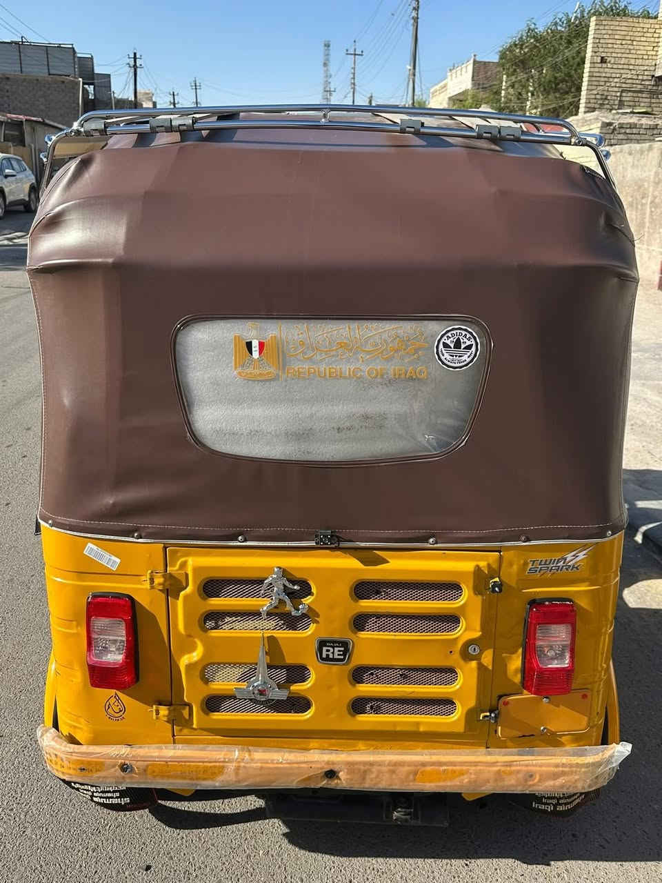 سلام عليكم
للبيع موديل 19 نضيفه جدا وجاهزه تشغل وتنزل للشارع رايده ب5800 وبيه مجال للشراي انشالله 
مكاني بغداد حي العامل 
***********
