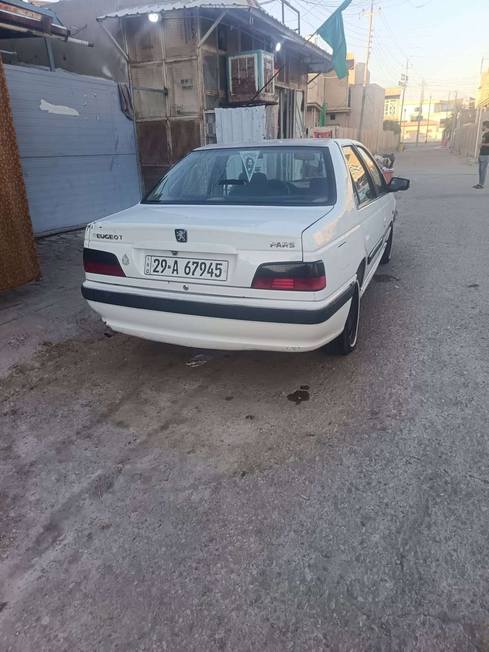 بييجو فرنسي 
2017
كير اوتماتيك ابلادي
سعره 40
***********
