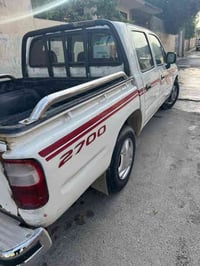 هايلوكس • ٢٠٠٠ • حي صدام