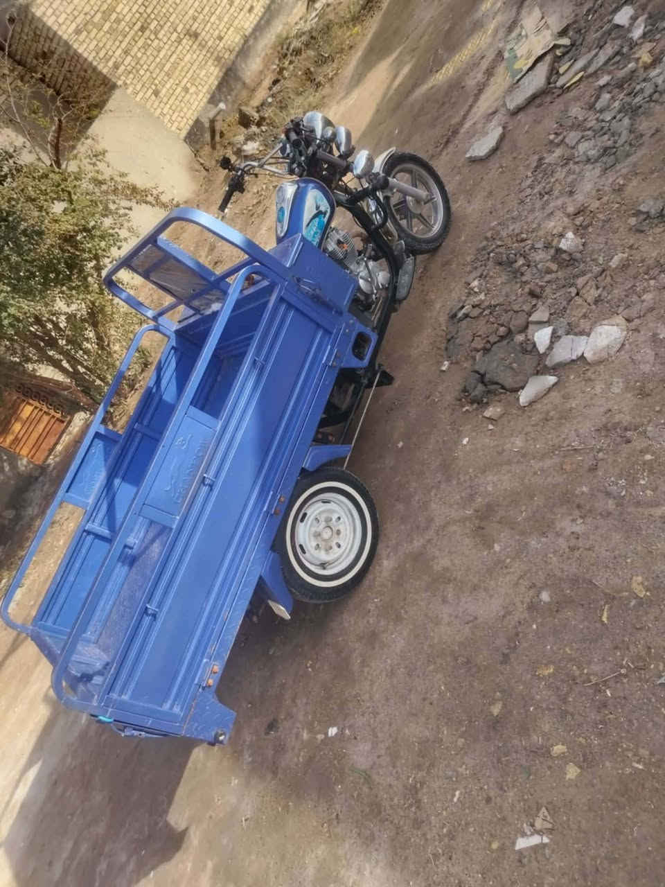 سلام عليكم ورحمه الله وبركاته شباب ستوتة البيع او راق اصولي وكيلها نبيل ججرد  موديل 2023مكفولة بيهة تايرات جديداااااا ابو الخطة مكفولة من الصبغ او الحيم      ... مكينة مبدل بس كلجاتتت.. السعر 2300مليونين او تلثمية او بيهة مجالل الستفسار على الرقم ***********
رحمة الهلكم الحد يكسر بسعرهاا 
مكلف بل نشررررر🫡🫡👍👍
