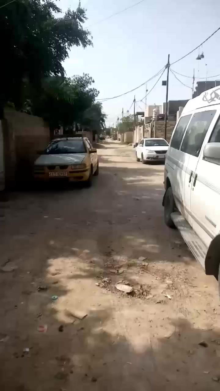 دار للبيع طابو زراعي سند 25
العنوان 
بغداد سبع اقصور شارع المشروع قبل ثاني مولده داخل فرع الجامع 
مساحه 130 الواجها 6 نزال 22
طابقين 3غرف وحولي  وهول واستقبال ومطبخ وكراج
للاستفسار 
***********
