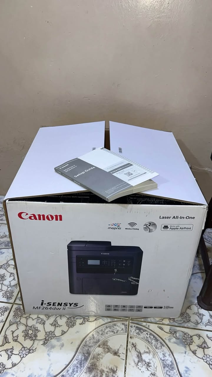 للبيع طابعة Canon i-SENSYS MF264dw II بحالة جديدة جداً، استخدامها كان فقط للتجربة.

✅ عداد الطباعة كما موضح بالصور (١١٣ صفحة إجمالي، منها ٥٠١ صفحة سحب ضوئي).
✅ لم تُستخدم إلا لطباعة بند واحد ورق فقط.
✅ الحبر الأصلي الموجود من الشركة لا يزال مركباً ولم يتم استبداله.
✅ مع الكارتون الأصلي وجميع الملحقات.

المواصفات:

* 🖨️ طابعة ليزر متعددة الوظائف.
* 📄 طباعة أبيض وأسود فقط.
* 📠 نسخ (Copy).
* 📷 سكانر (Scanner).
* 📶 تدعم الطباعة اللاسلكية (Wi-Fi).
* 📱 تدعم الطباعة من الهاتف.

ملاحظة:
❌ ليست طابعة أحبار سائلة.
✅ تعمل بكارتج (Toner) ليزر.
❌ لا تطبع ألوان.

💰 السعر: (375) بيها مجال بسيط 

📞 للاستفسار: ***********

الطابعة نظيفة جداً وجاهزة للاستخدام مباشرة، فرصة لمن يبحث عن طابعة بحالة الوكالة وبسعر مناسب.
