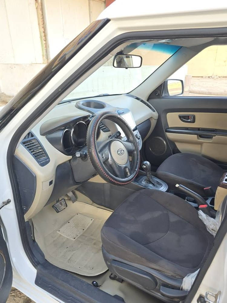 السلام عليكم
سيارة نوع (صول)
موديل ٢٠١١  وارد خليجي خصوصي
سيارة نضيفه بيها فقط (الجاملغ الأمامي) مصلح
السعر : ١٠٧ وبيها مجال قليل ديوانية, القادسية


**إذا كنت صاحب هذا الإعلان وتريد حذفه لأي سبب، رجاءا أرسل رسالة إلى الدعم الفني**