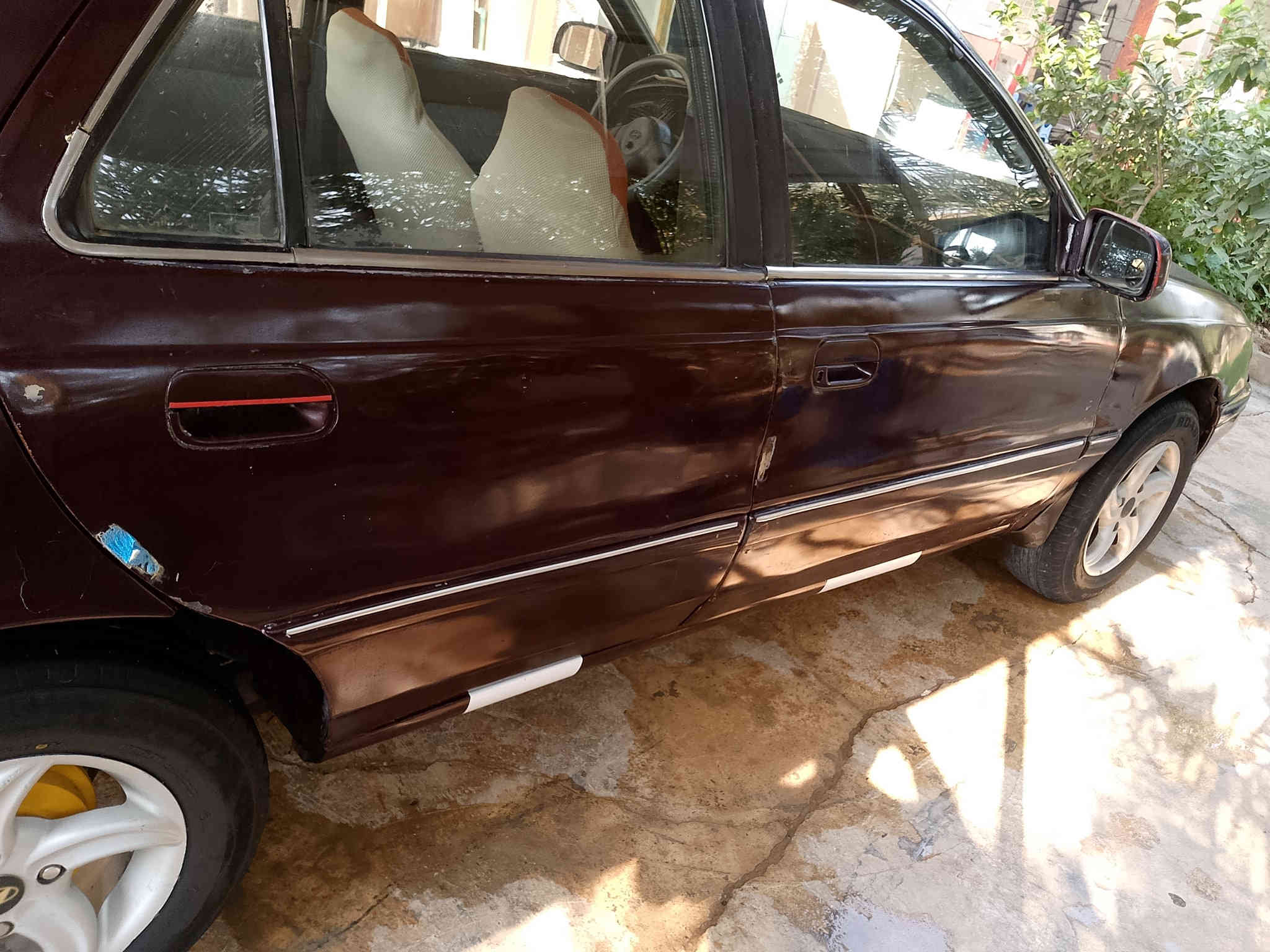 سلام عليكم لانتره دمعه موديل 94 سيارة كامله كهربايت كلهه شغاله صدر جديد تايرات جديد محرك خير من الله سيارة جاهزه سعر 24 وبيهه مجال مكان ديالى على طريق دلي عباس اتصال على هاذا الرقم ***********
