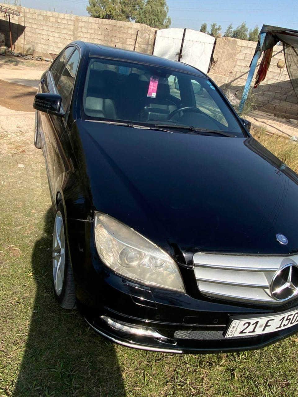 مرسيدس 2011مراوس حسب قناعة 
داخل جلد سلايت وارد يابان 
بيه اربع قطع صبغ ومنزل سونار بدون دواخل 
صدر جديد تخم تاير بطارية محرك كير جاهزة بدون نقص 
السعر 115 
بغداد الدورة 
*********** بغداد, العراق
