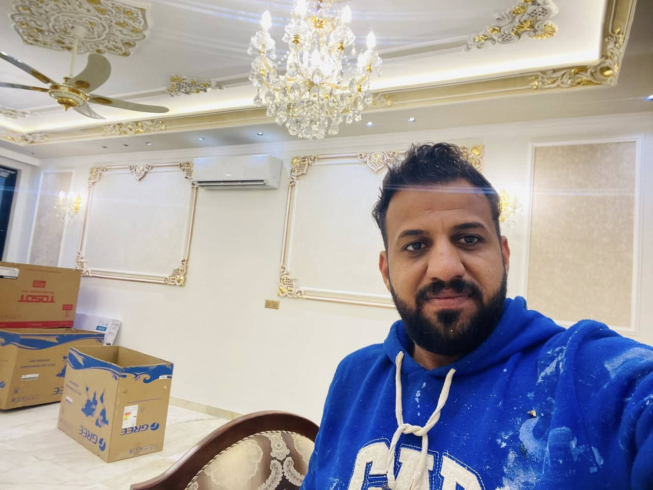 سلام عليكم كادر عباس النقاش كافةً الديكورات والصباغ 

***********
