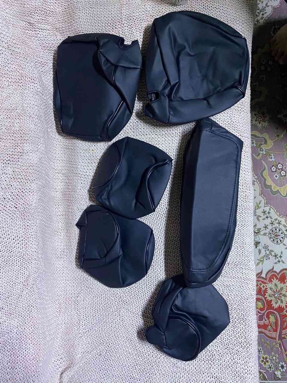 تخم دوشمة كوري جلد جديدمامستعمل  ٥ راكب سيارات عاليه مكانه بغداد موبايل ***********  سعر ٨٠ الف
