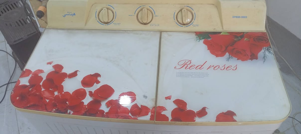 سلام عليكم البيع غسالت شاغلت فول تصليح ماداخلت سعر الوحده 50 والوفن الجبير 20 وصغير 15موجودات داخل المحل عنون المحل حي المامين مقابيل حي العباس وكو توصيل هم الرقم  ***********
