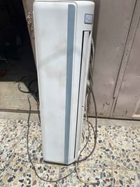 قطعة داخلية سامسونك 2طن كاملة ومكفولة من الليك وحمالة وريمونت سعرها 15...