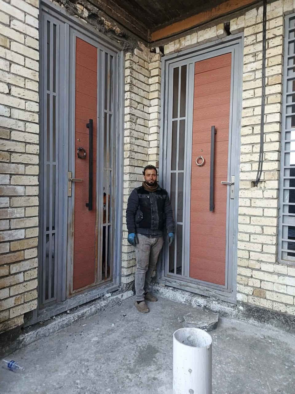 السلام عليكم حدادة ماشاء قرب شارع السد شغل مرتب او اسعار مناسبه رقم تلفون ***********
