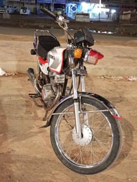 دراجه 4كير للبيع  شاصي 2015 معمر 2022  اوراق أصولي  سعر خاص  رقمي  077...