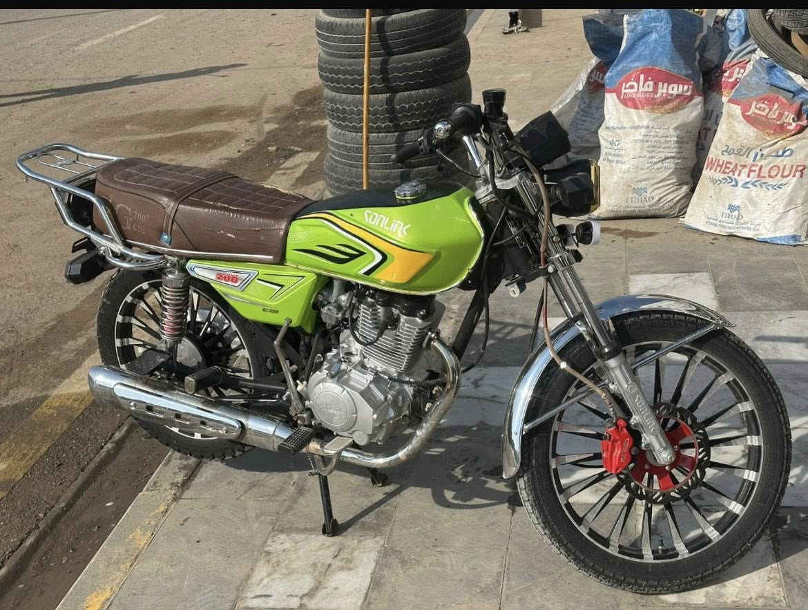 سلام عليكم  مكلف بلنشر   {سونك } موديل 2024 محرك 200 مكينته ناعمه ومكفول كفاله عامه عدا الدشبول مبدل كهربائيات كلها شغاله ربع متصرف عليه دراجه حلوا بلعافيه عل ياخذها السعر 740 وبي مجال قليل للاستفسار ***********
