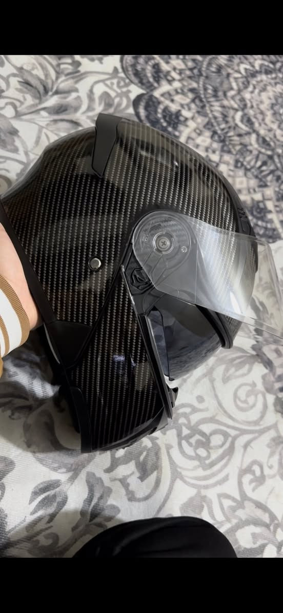خوذه كاربون فايبر ماركت TZ قياس M نظافه 100% سعر 80 وبيهه مجال بسيط


**إذا كنت صاحب هذا الإعلان وتريد حذفه لأي سبب، رجاءا أرسل رسالة إلى الدعم الفني**
