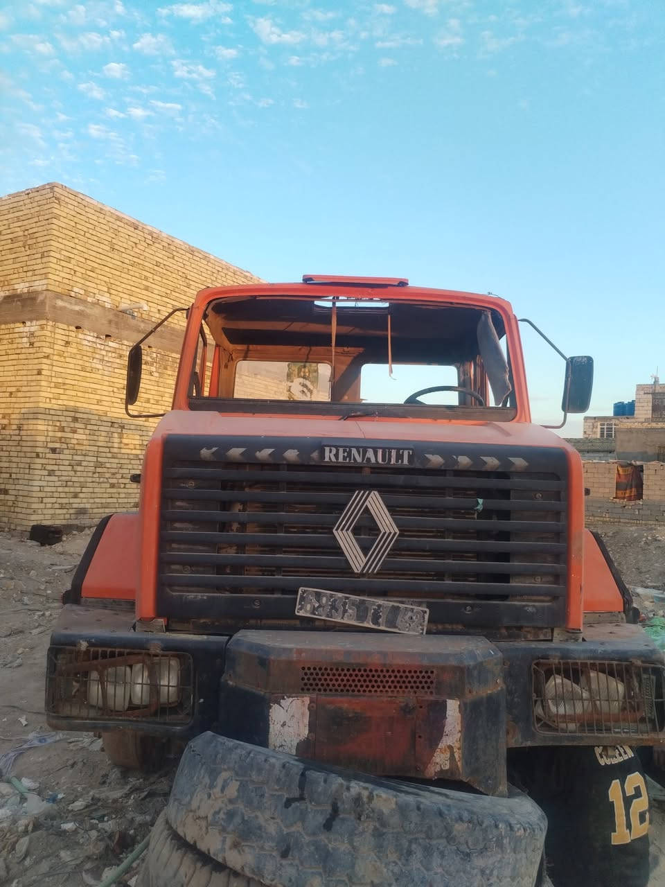 سلام عليكم قمار رينو جديده ومحرك رينو جديد مديل 97 البيع لاستفسار على ***********
