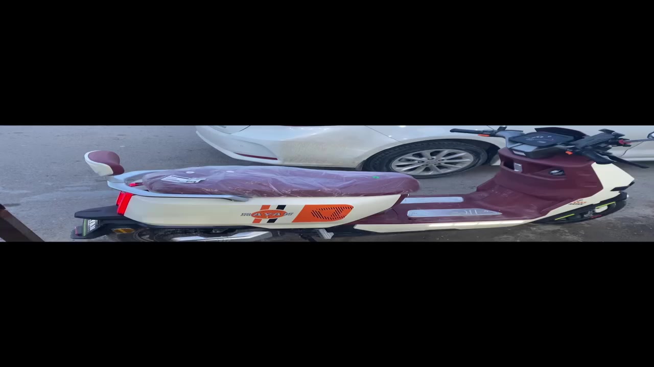 من رخصة صاحب الكروب🤍
سلام عليكم دراجة وحش الكون فئة vip
داخل لون احمر
6 بطاريات مسطرة نوعية تالج الاصلي 
ملف 2000Wحقيقي 
سرعة الدراجة 75حقيقي 
مستعملة شهر واحد فقط ما بيها اي نقص الدراجة ماشية شي قليل كلش
بيها ضمان ملف وعقل فقط 5اشهر أنطيك 
العنوان أبوغريب الزيتون قرب صيطرة الزيتون
***********
***********
