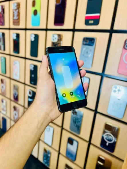 ايفون 8 بلاس
جهاز مابدل فقط بطاريه
ذاكرته 64 بطاريته 88
سعر 110 الف ***********
