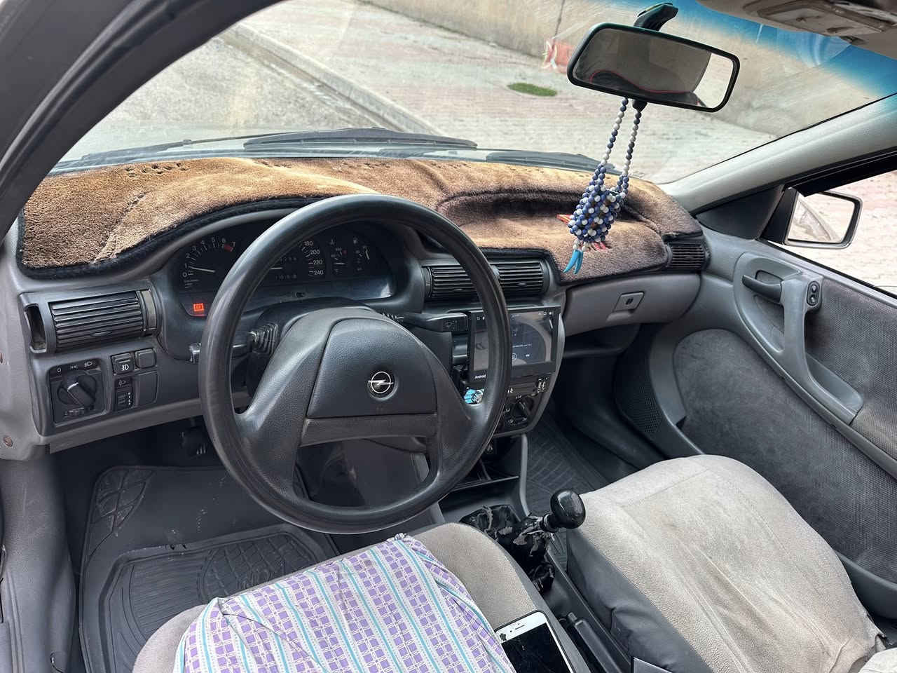 سلام عليكم استرا موديل 92 محرك 18 كهربائية كامل كير محرك شرط صدر تخم تاير جديد باتري جديد مسجل شاشه سنويه لحد 27 بطاقه بانزين عنوان كركوك حي الواسطي سعر (38) بي مجال ***********
