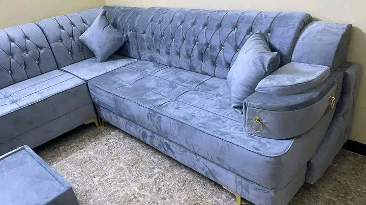 #موديل السفينه🛋️

  #الجمال والدلال والدقه والامان  كل هذا وبأنسب الاسعار من شركه الاوفياء
#ديوان ستندر 10 مقاعد ب 310
مع كوشات عدد 4هديه
 شغل مضبوط مع ضمان سنه  
قماش قديفه جكور 
الهيكل چام روسي
الضهر  مضغوط
المقعد بلوك فقط 
رجل عظم عاج ورده ذهبي

المتر 60

#ديوان  10 مقاعد ب 310
............................................... 
#ديوان  9مقاعد  ب  280
.........................................
#ديوان   8 مقاعد ب  260
.........................................
#ديوان  7 مقاعد ب  230
.........................................
#ديوان  6 مقاعد ب  210
................................................ 
#ديوان 5مقاعد  190

قياس المقعد 50صافي و 70لحد الحايط ✅

 بالنسبه للقياسات الخاصه
#سعر المتر 65الف للمتر الواحد

#الاضافات
رجل نيكل 15✅

#اذا كان الطلب بلوك بلاويد للضهر والصفاح بدل المضغوط اضافه 100 الف 

#سعر كوشات الوحده 2500
#طبله ب 25 الف قياس 40/40

#التوصيل داخل بغداد مجاني 
اطراف بغداد 15 

#توصيل محافضات   القريبه 25 ✅

سماوه ناصريه عماره 35 

بصره مركز 75

#مده التوصيل  بغداد   ثاني يوم محافظات  4ايام🚚🚚🚚
لايباع اقل من 5امتار#للحجز_او_الاستفسار_مراسلتنا_دايركت📩 
#متوفر_توصيل_جميع_محفضات_العراق 
##ضيفوني #الاكسبلور_فول #بيع_لايكات#غرف نوم صاج  #لايكاتكم_تسعدني #explorepageready  #تعليقات#اثاث متنوع  #تعليقاتكم_تسعدني


**إذا كنت صاحب هذا الإعلان وتريد حذفه لأي سبب، رجاءا أرسل رسالة إلى الدعم الفني**