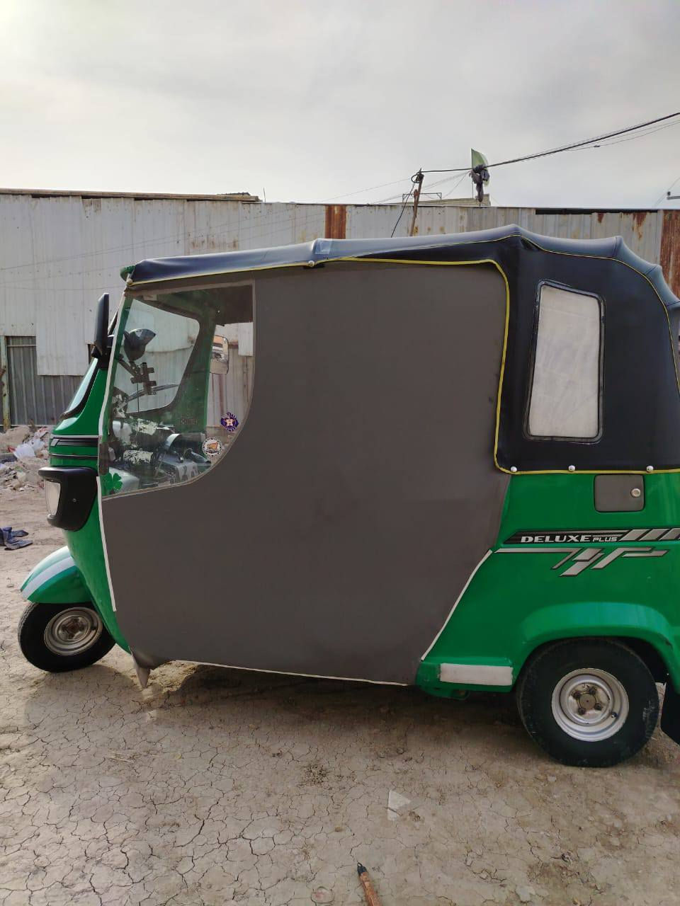 السلام عليكم  تكتك موديل ٢٠٢٢ مكفولة من الضربه سعر  8 و ٣٠٠  الشراي يتصل *********** تحويل ثاني يوم
