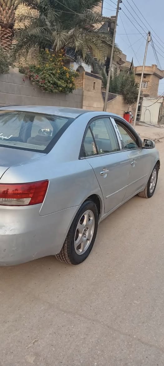 السلام عليكم سوناته  خليجيه موديل ٢٠٠٦   رقم كربلاء. مكفوله السياره  بيه جراد  ما بيه ضربه قويه ولا تبديل ابد بيه ضخات بصيطه فول فتحه برده خليفه  تخم تاير تبريد السياره جاهزه  للبيع مراس  حسب القناعه  مكان السياره شطره  ***********
