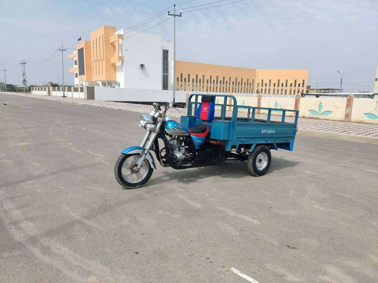 سلام عليكم ستوته للبيع2016تعمير 25 وراق صولي مكفوله كفاله عامه محرك 25 مامفتوح برقي ستوته مال جني السعر مناسب الشراي يتصل وبي خير ويدلل ***********
