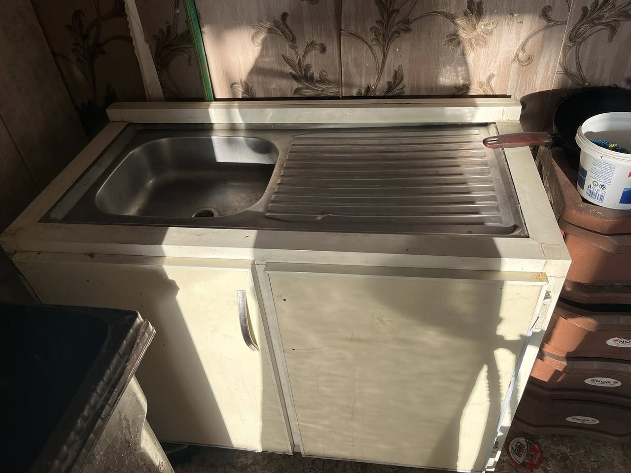 السلام عليكم اغراض مطعم للبيع نظيفة ومستعملة قليل مطعم اكل بيت مو وجبات سريعة


**إذا كنت صاحب هذا الإعلان وتريد حذفه لأي سبب، رجاءا أرسل رسالة إلى الدعم الفني**