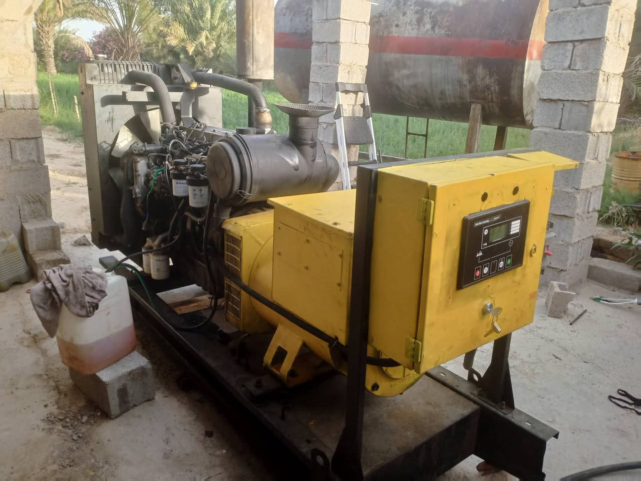 السلام عليكم 
بيركز انجليزي 150kv بيع بسبب زيادة الحمل 
واذا اكو مولد اكبر من عنده للمراوس 
مكاني واسط قضاء الحي 
الله يشهد عليه غراضهه كلهه جديده حتى وصولات موجوده 
رقم الهاتف ***********
