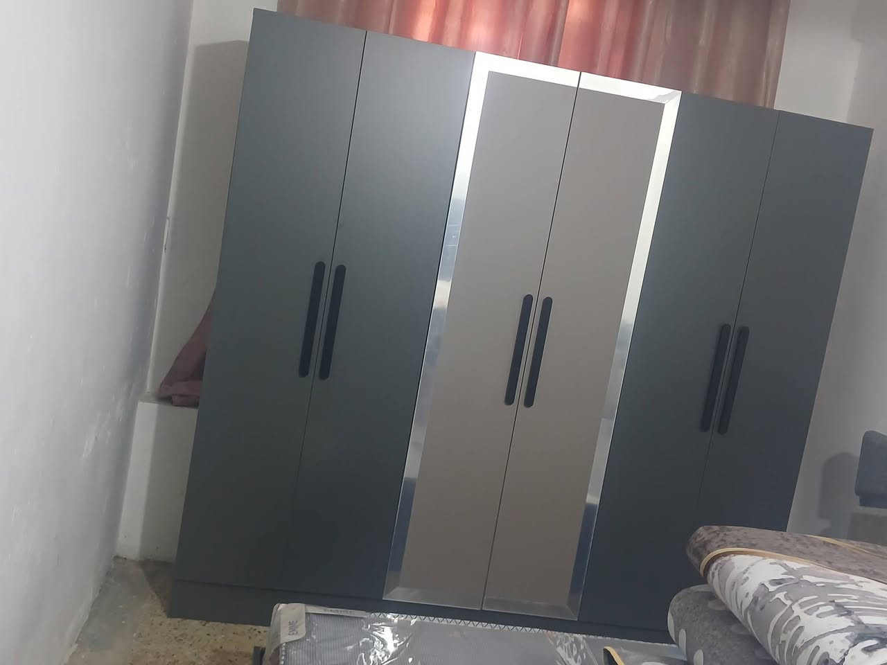 السلام عليكم غرفة نوم تركي للبيع الله شاهد جديده ماصارلها اسبوع حتى محد نايم عليها  صارت عليه ب570
أريدها ب500  , والدوشك ب80  مكاني بغداد


**إذا كنت صاحب هذا الإعلان وتريد حذفه لأي سبب، رجاءا أرسل رسالة إلى الدعم الفني**