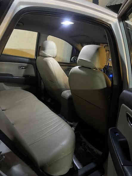 النتره شكل المقدس 
2011 السياره جديده 

كير ومكينه مكفول 

سياره خليجي 

***********

السعر 115 بيها مجال شي قليل
