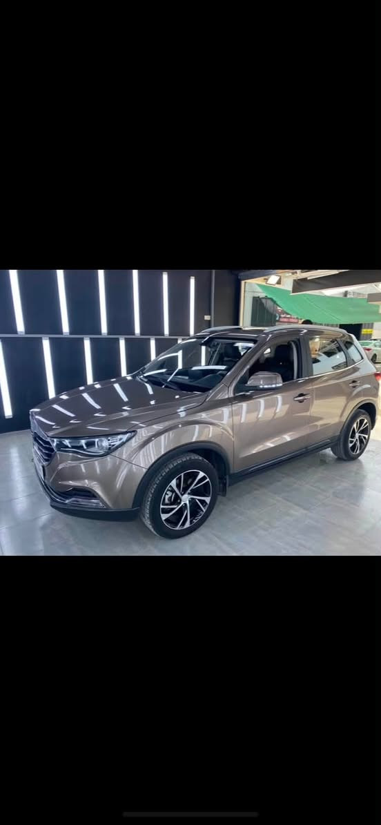 اعلان : في اربيل ( شرط كفيل معرض ) .
FAW BESTURN X40 
السعر : 
مقدمة ٧٥ ورقة ، و الباقي قسط شهري ٣٠٠$ . 
مواصفات :  
موديل ٢٠٢٠ / سيارة عالية / محرك و كير الماني / بانزين عادي / كشنات جلد / شاشة / سلايد / تبريد فول / كير توماتيك / اشارات بالمرايا الجانبية / بصمة / سلايد . 
الاحتياج: 
تغيير زيت محرك و تنظيف / تبديل درايم شفت . 
تعديل عالبارد مكانين .

التواصل عالخاص .


**إذا كنت صاحب هذا الإعلان وتريد حذفه لأي سبب، رجاءا أرسل رسالة إلى الدعم الفني**