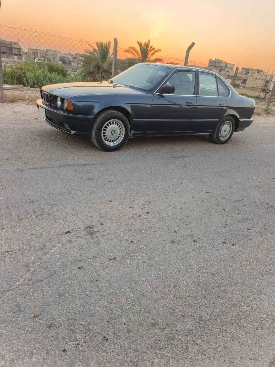 للبيع بي ام موديل ٩١حجم 20 كير عادي  كربلاء مشروع وطني سعر ٣٥$ موبايل ***********  محرك وكير مكفولات  مكفوله من ضربه وتبديل صبغ للجمالية حداده جيده كهربائيات كله شغاله كشن كهرباء فتحه سلايت  مكاني بغداد بغداد, العراق
