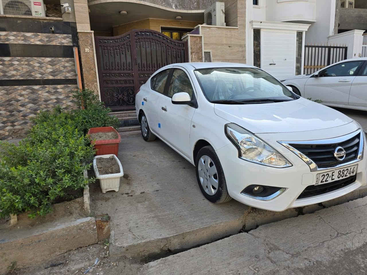 السلام عليكم
نيسان سني هندي 2023
السيارة على وضع الشركة ماعدا خلفي صبغ 
ماشية ٦٤ الف 
باسمي السيارة 
السعر 103
تريد تحويل تريد وكالة 
مكان السياره بغداد 
الاستفسار ***********
غير متواجد على الخاص
