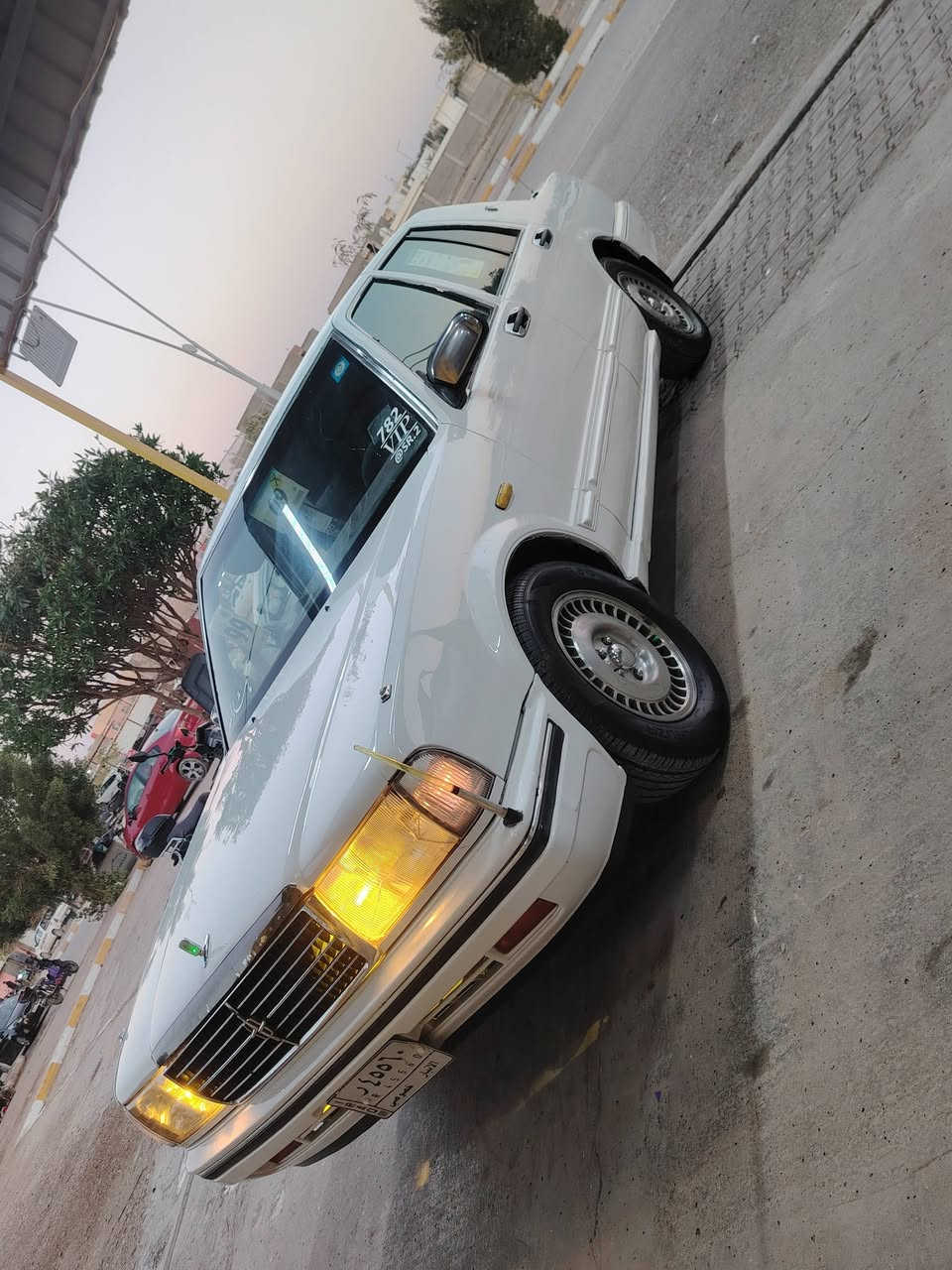 السلام عليكم نيسان سيدركس للبيع موديل 98 رقم انبار السنويه لل 27 كير اتو محرك بطة 2 ونص تبريد شغال كير محرك بشرط كهربائيات بشرط صدر جديد تخم تاير السياره صبغ الجماليه فقط سياره جاهزة وخير من الله مابية اي نقص مكان السياره الانبار هيت السعر 50 بي مجال يرهم مراوس حسب الاتفاق لاستفسار على الرقم /***********
