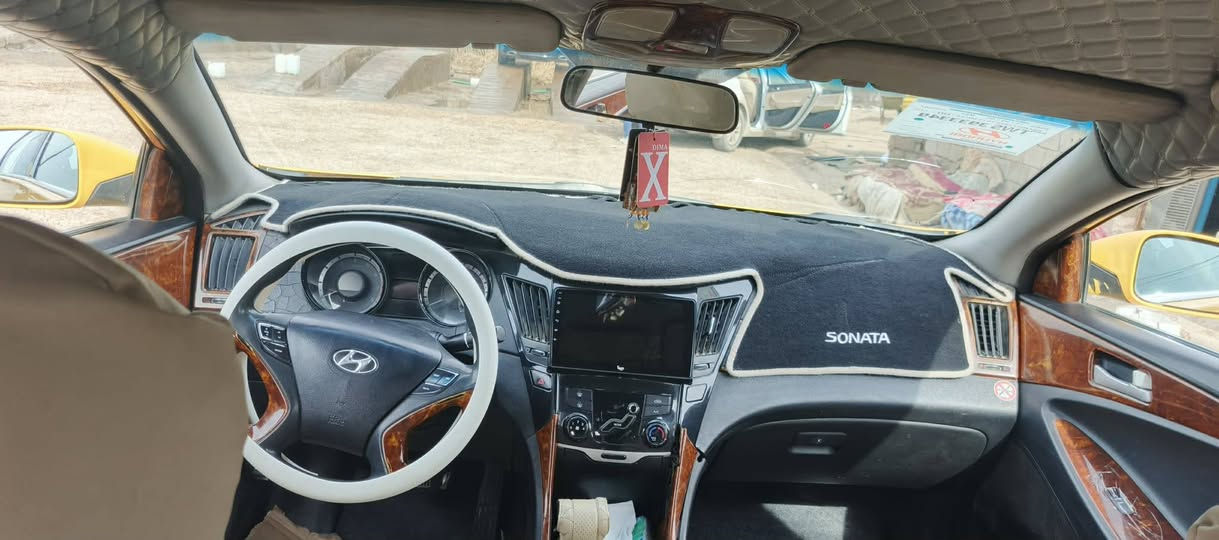 للبيع سوناتا2011 كوري رقم انبار الماني مشروع وطني بأسمي
تدفئه تبريد تخم تاير ويل كبك بك لايت لد محرك 2000دوش 
بيه ضرر بخشم الجاملع الامامي جهه السايق  والباقي مكفول 
السعر 98 وبيه مجال ***********بابل الحمز الغربي اخوان اني مكلف بالنشر
