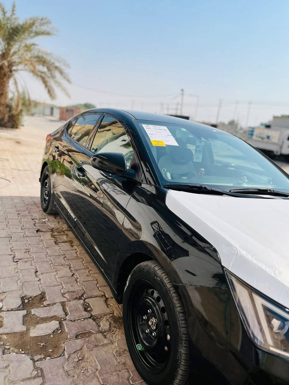 سلام عليكم النترا 2020 وارد امريكي للبيع بيها نص البنيد مصلح ومصبوغ والجاملغ الامامي مفتوح فقط السياره جاهزه من كلشي تخم تاير باتري جديد منضومه زنون بلادي بجم كبس والسياره خير من الله عارضها للبيع والسياره شوفه عينك تجي وتشوف النضافه مكان السياره السماوه رقمي للاستفسار 
***********
