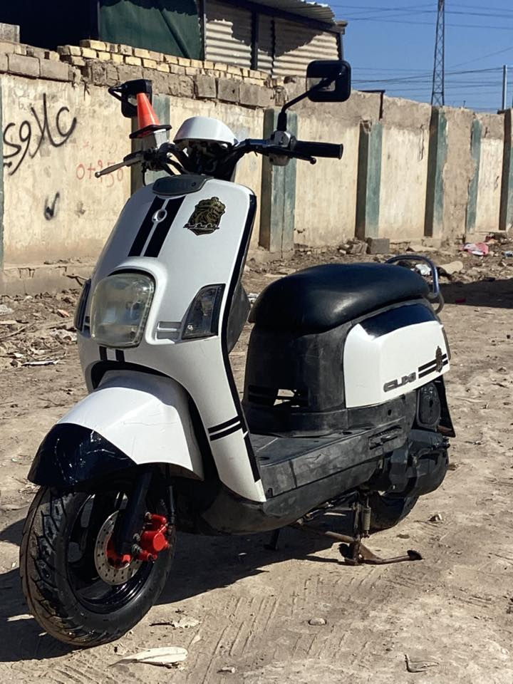 للبيع مستعجل 
موديل 2008كابريتر ختم واحد مع المكينه ما مفتوحه بوشه 49بلادي تايرات جدد بنزات جدد كهربائيات كلها شغاله اي نقص ما بيها  
مستعجل 
السعر (650) وبيها مجال 
مكلف بل نشر ***********
