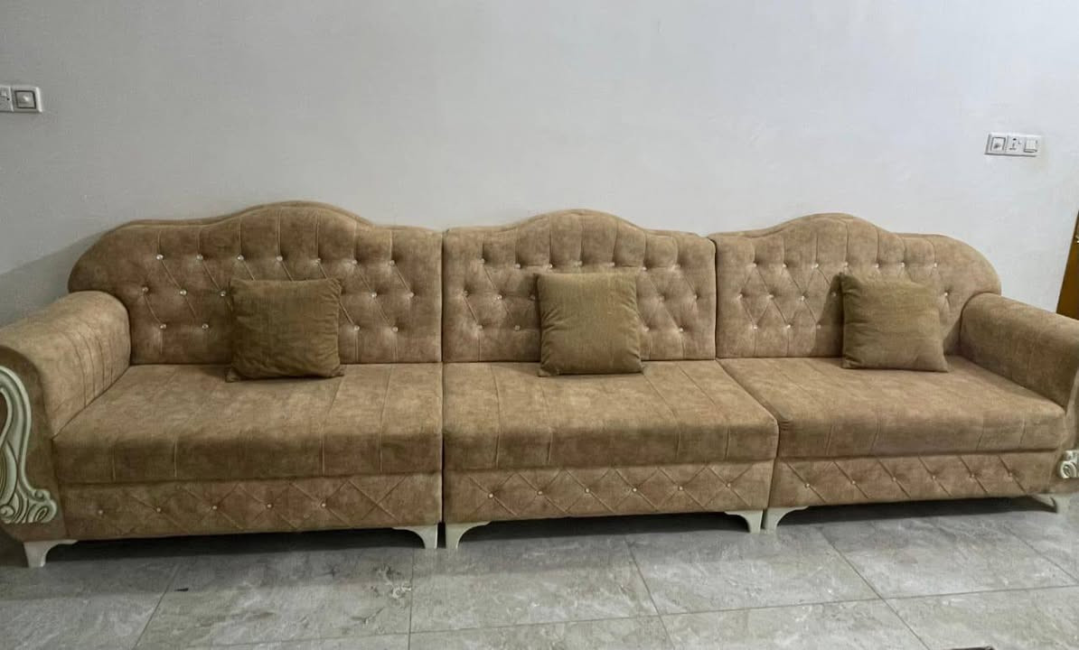 السلام عليكم ديوان للبيع 20مقعد اللون عسلي السعر 950 وبي مجال المكان الديوانيه قضاء عفك


**إذا كنت صاحب هذا الإعلان وتريد حذفه لأي سبب، رجاءا أرسل رسالة إلى الدعم الفني**
