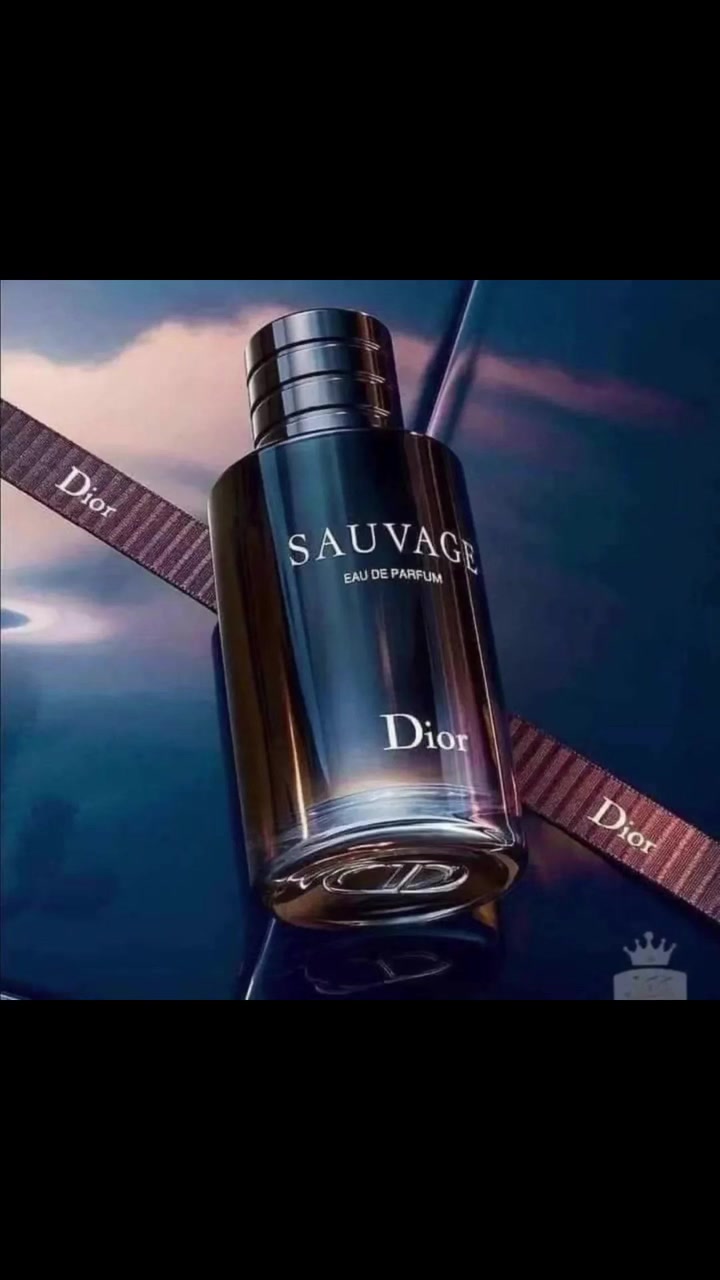 عطر Sauvage Eau de Parfum من  Dior الأصلي 100% 
🔹 الماركة: Dior
🔹 النوع: Eau de Parfum
🔹 الحجم: 100ml
🔹 الثبات: عالي يدوم لساعات طويلة
🔹 الفوحان: قوي 
🔹 الرائحة: مزيج فاخر من البرغموت المنعش مع نفحات خشبية رجولية فخمة

✅ دلائل تثبت إنه أصلي:
✔️ رقم الباركود موجود أسفل العلبة ويطابق المنتج
✔️ جودة الطباعة نظيفة وواضحة بدون أخطاء
✔️ غطاء مغناطيسي ثقيل وفخم
✔️ ثبات وفوحان معروفين عن النسخة الأصلية
✔️ صناعة فرنسية من دار Dior العالمية
💎 عطر مناسب للاستخدام اليومي والمناسبات ويعطي هيبة وثقة عالية

السعر ١٣ الف 
توصيل ٤ الاف لجميع 

#عطر_رجالي #عطر_ديور #رجال_العراق #ريلز_العراق #توصيل_جميع_محافظات_العراق


**إذا كنت صاحب هذا الإعلان وتريد حذفه لأي سبب، رجاءا أرسل رسالة إلى الدعم الفني**