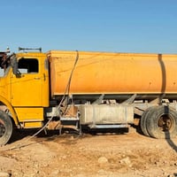 سكانيا للبيع موديل 80 رقم بغداد سنويه ساقطه محرك بي بخار قليل بدون تنق...
