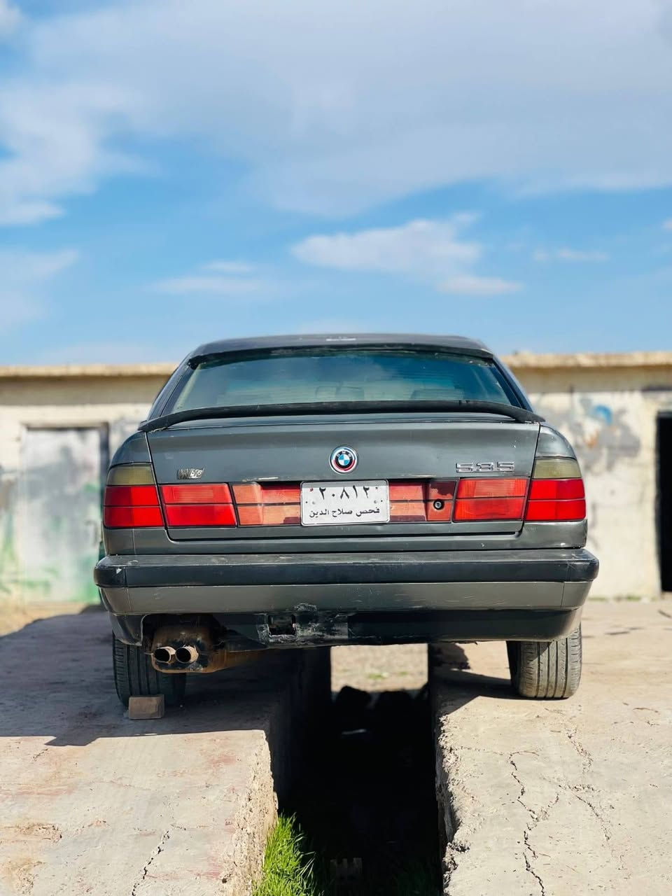 اسلام عليكم بي ام 535كير عادي محرك بل شرط فول كهرب كشانه جلد فتحه طخم تواير جديد سياره جاهزه بيع مراوس سعره 40بيه مجال ***********
