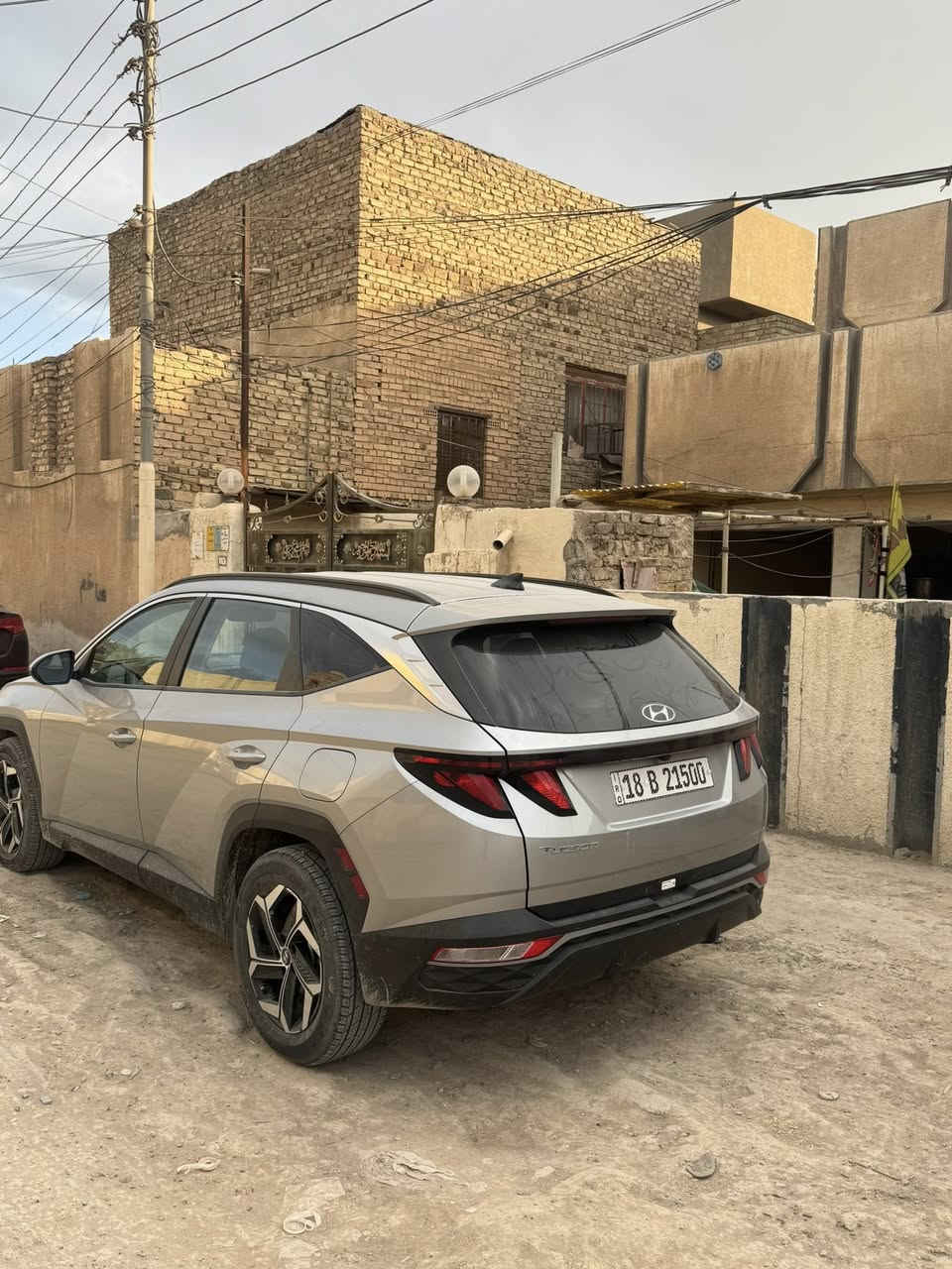 السلام عليكم
هونداي توكسان ٢٠٢٤ للبيع.             فئة sel 

مكينة السياره ٢٥٠٠ 

٤ سلندر 

بصمة

السيارة تشغيل عن بعد

ابل كاربلاي 

أندرويد اوتو 

ماشية ٣٨،٠٠٠ ألف ميل

حادثها فقط الي بل بنيد موضح بل صورة وبارد قليل باب الصدر 

السياره نضيفة حيل 

رقمها ممميز 

وبيها هواي مواصفات معروفة 

مكان السياره بابل حله

رقم الهاتف لللاستفسار : ***********
