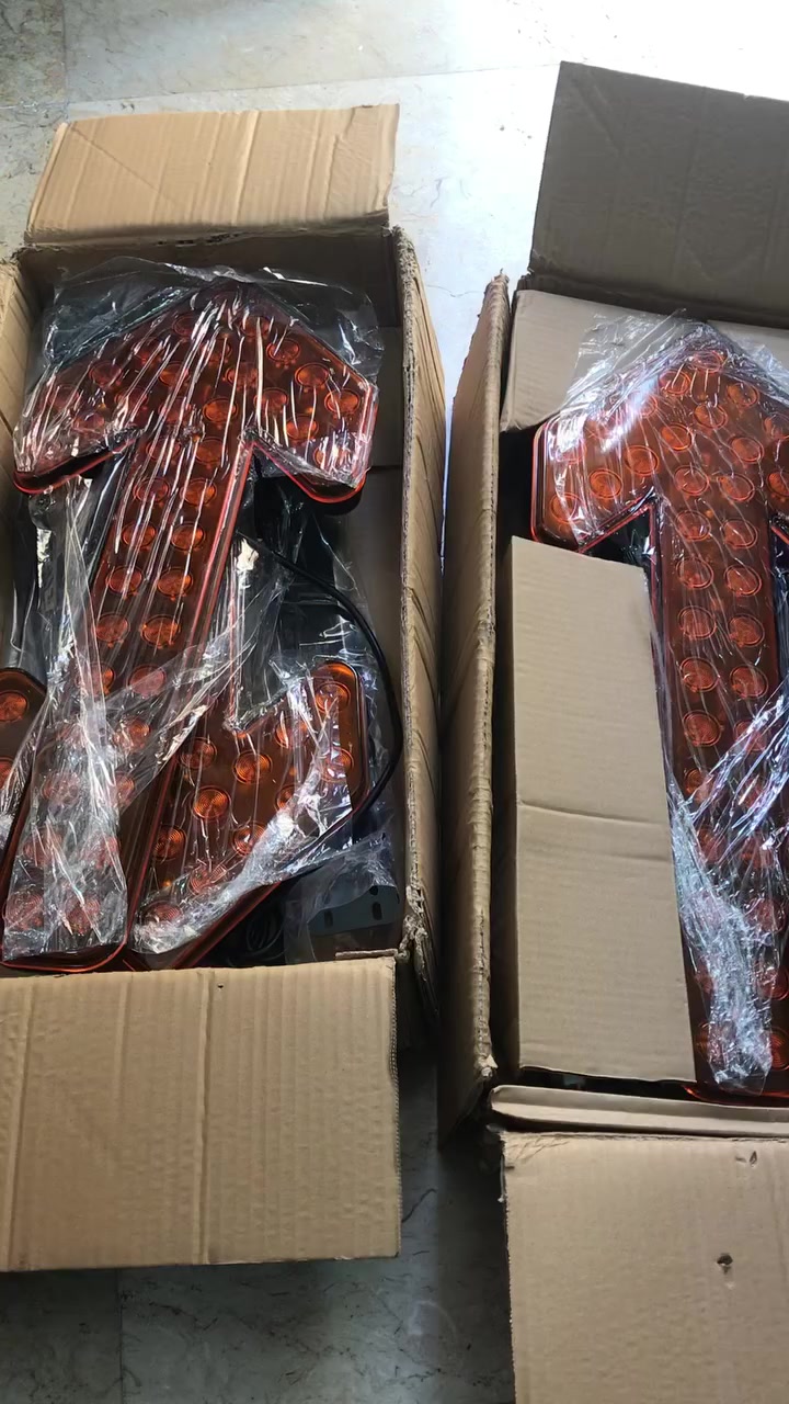 اشاير 4 قطع حجمهن كلش جبير الي يفيدنه يخلي سعر وياخذهن


**إذا كنت صاحب هذا الإعلان وتريد حذفه لأي سبب، رجاءا أرسل رسالة إلى الدعم الفني**