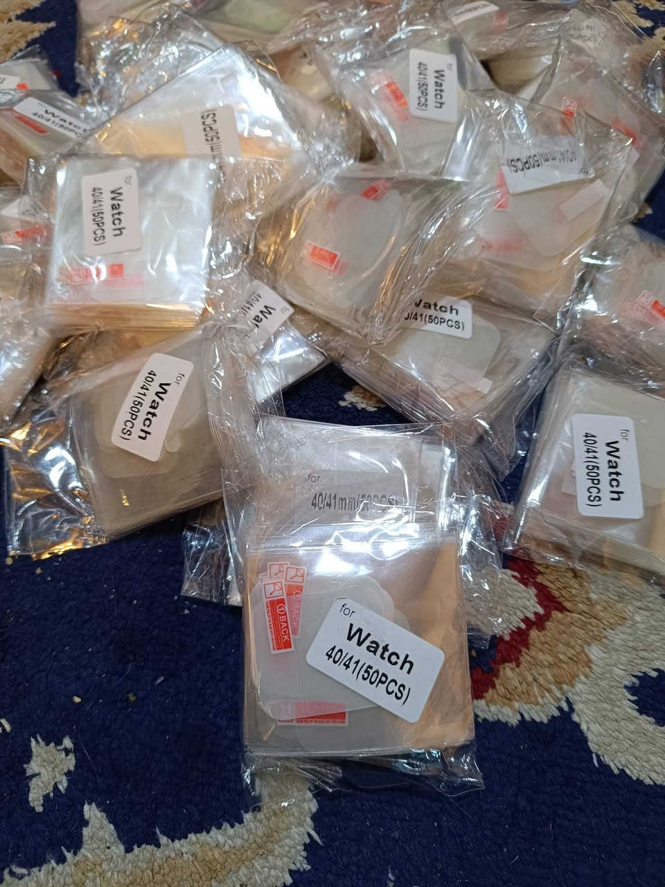 ⌚ حافظات ساعات (مختلفة الأحجام)
📦 العدد: 330 قطعة
🛡️ لاصق حماية شاشة ساعة
📦 العدد: 1550 قطعة
🔥 البيع  لاعلى سعر
ملات بالة dhl


**إذا كنت صاحب هذا الإعلان وتريد حذفه لأي سبب، رجاءا أرسل رسالة إلى الدعم الفني**