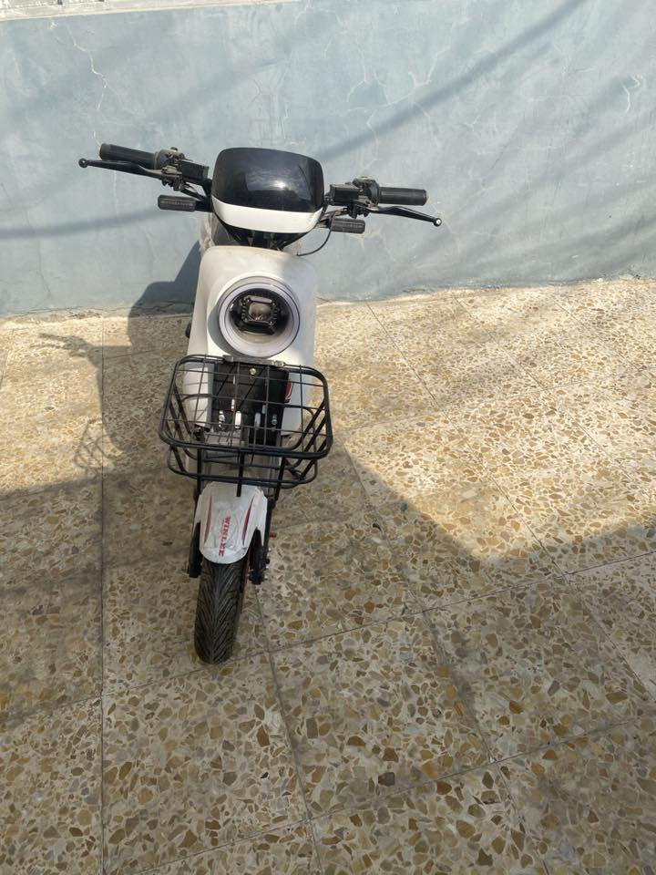 بايسكل شحن R9
جديد استعمال اقل الشهر 

السعر ٤٥٠ الف 

للتواصل ***********
