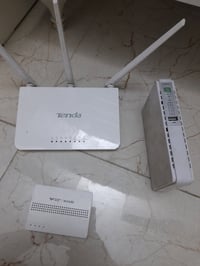 للبيع راوتر +يوبي اس + جهاز مال كيبل ضوئي 07729036041